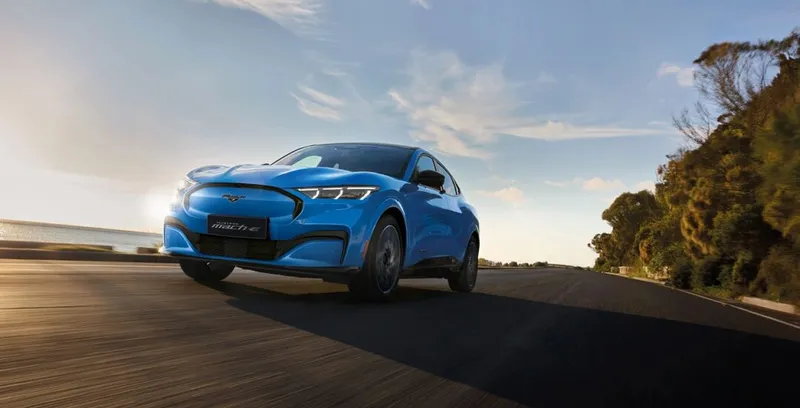 Sản phẩm mustang mach e mau suv thuan dien hieu nang cao dau tien tai viet nam — Công Ty TNHH Đầu Tư Và Dịch Vụ Ô Tô Hải Dương — MST 0801224562