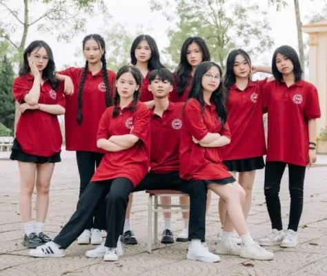 Sản phẩm dong phuc nhom lop_thumb — Công Ty Cổ Phần HAGI VN — MST 0801384044