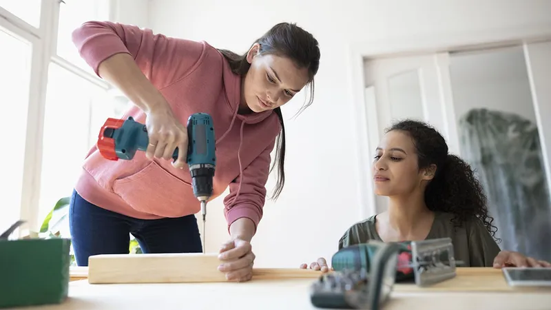 Sản phẩm thi cong gian treo hoa — Công Ty TNHH Công Nghiệp Quang Nam — MST 0900239351