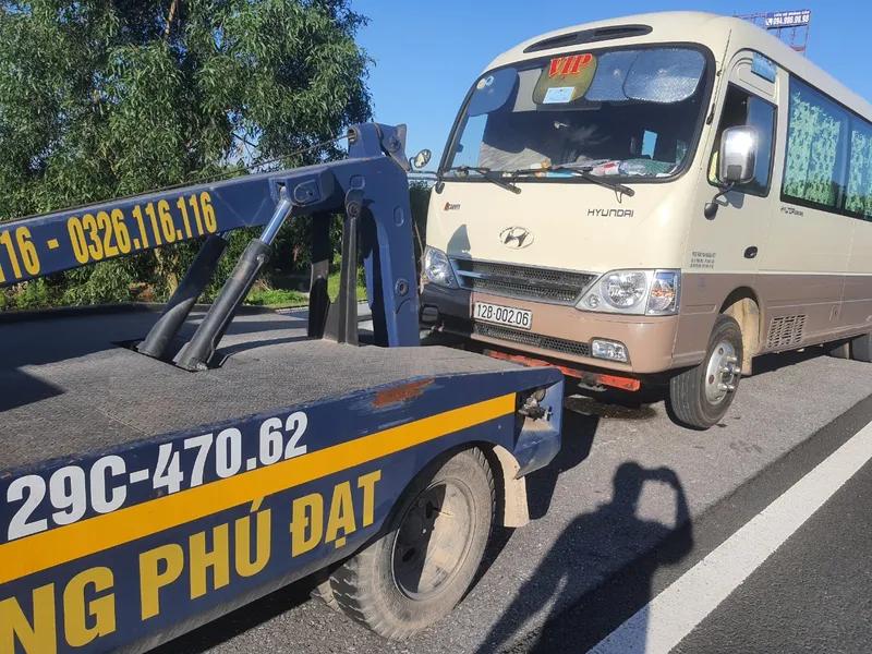 Sản phẩm z4299973464400_01a871206b776a7e8314243a7a1e7ba2 — Cứu Hộ Giao Thông Phú Đạt Hưng Yên - Công Ty TNHH Phú Đạt Hưng Yên — MST 0900917568