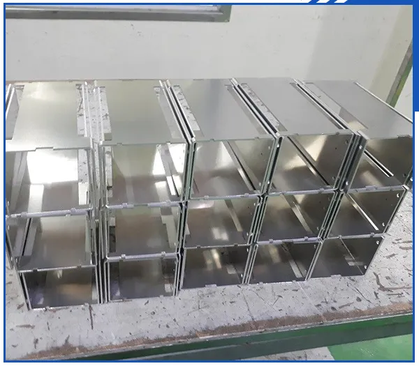 Sản phẩm gia cong chan gap 6 — Thép Hương Thảo - Công Ty TNHH Sản Xuất Và Thương Mại Hương Thảo Hưng Yên — MST 0900936867