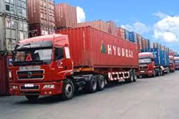 Sản phẩm xe 40 tan — Vận Tải Đường Bộ Khang Nam - Công Ty TNHH Thương Mại Và Dịch Vụ Vận Tải Khang
Nam — MST 0900991716