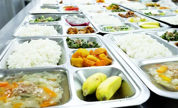 Sản phẩm suat an cong nghiep — Chi Nhánh Quảng Ninh - Công Ty TNHH Xây Lắp Và Chuyển Giao Công Nghệ Vũ Phong — MST 0901095864