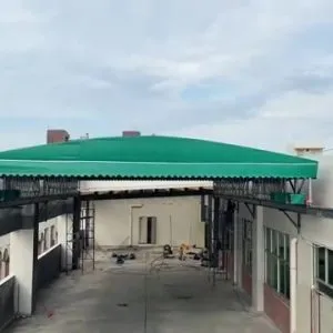 Sản phẩm mai che hanh lang nha xuong 300x300 — Mái che di động SBM - Công Ty TNHH Giải Pháp Công Nghệ SBM — MST 0901145353