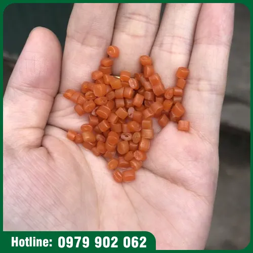 Sản phẩm HDPE mau cam.jpg — Hạt Nhựa Khánh Huyền Anh - Công Ty TNHH Sản Xuất Và Thương Mại Khánh Huyền Anh — MST 0901167766