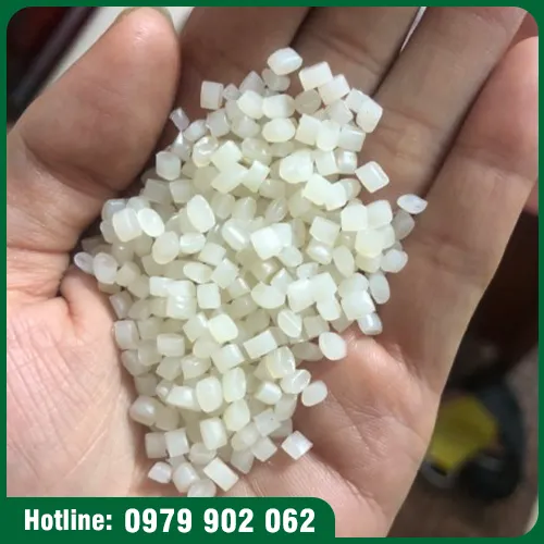 Sản phẩm HDPE trang trong loai 2.jpg — Hạt Nhựa Khánh Huyền Anh - Công Ty TNHH Sản Xuất Và Thương Mại Khánh Huyền Anh — MST 0901167766