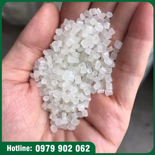 Sản phẩm LDPE bom ep trang trong.jpg — Hạt Nhựa Khánh Huyền Anh - Công Ty TNHH Sản Xuất Và Thương Mại Khánh Huyền Anh — MST 0901167766