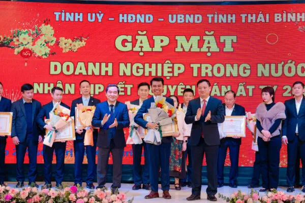 Sản phẩm z6519996423097_7920da4597135ddce925549404028188 600x400 — Công Ty TNHH Đông Phong — MST 1000213754