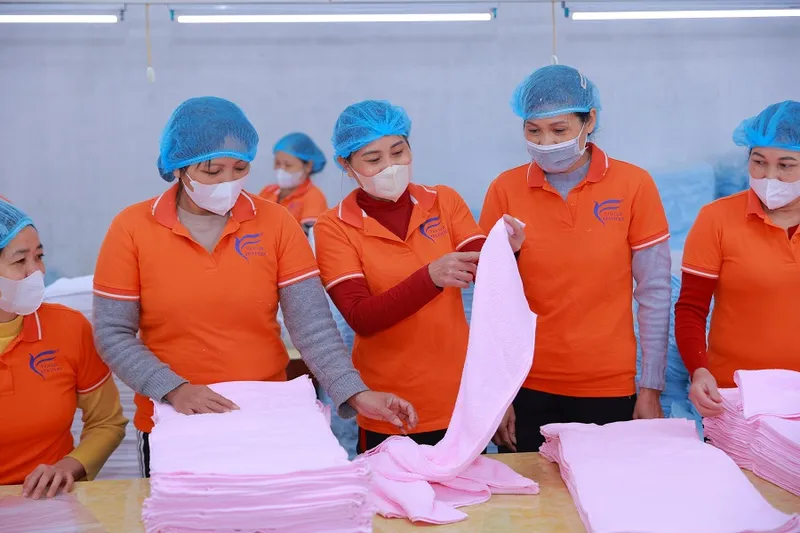 Sản phẩm TTN_2417 — Công Ty TNHH Dệt May Xuất Khẩu Vạn Lợi — MST 1000994233