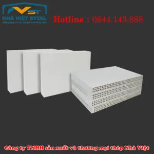 Sản phẩm cop pha nhua1 300x300 — Công Ty TNHH Sản Xuất Và Thương Mại Kết Cấu Thép Nhà Việt — MST 1001185820