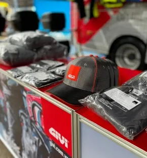Sản phẩm givi 9 7343 — Công Ty Trách Nhiệm Hữu Hạn Givi Việt Nam — MST 1100838904