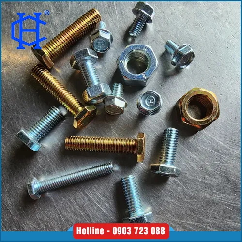 Sản phẩm oc vit3 — Bulon, ốc Vít Chấn Hưng - Công Ty TNHH Sản Xuất Thương Mại Bulon, ốc Vít Chấn
Hưng — MST 1101105917