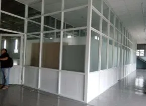Sản phẩm vach ngan nhom van phong 5379 — Công Ty TNHH Một Thành Viên SX-TM-DV Trung Tính Đức Hòa — MST 1101737754