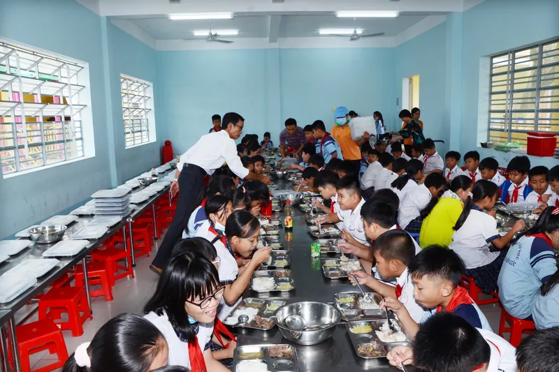 Sản phẩm IMG_1622776822442_1622779360559 — Suất Ăn Công Nghiệp Cơm Kim Oanh - Công Ty TNHH Suất Ăn Công Nghiệp Cơm Kim Oanh — MST 1101815191