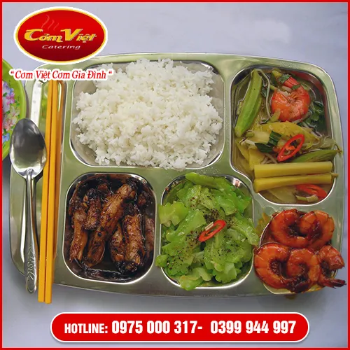Sản phẩm suat com thao gia 18 — Suất Ăn Công Nghiệp Long An - Công Ty TNHH Suất Ăn Công Nghiệp Cơm Việt Long An — MST 1101842639
