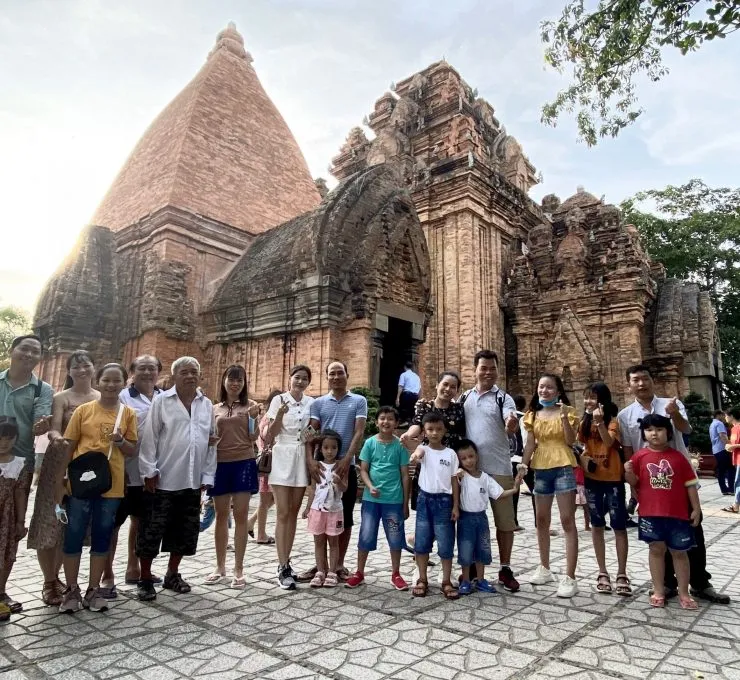 Sản phẩm tour nha trang khoi hanh tu ben luc scaled 740x680 — Công Ty TNHH Lữ Hành Vàm Cỏ Đông — MST 1101844001