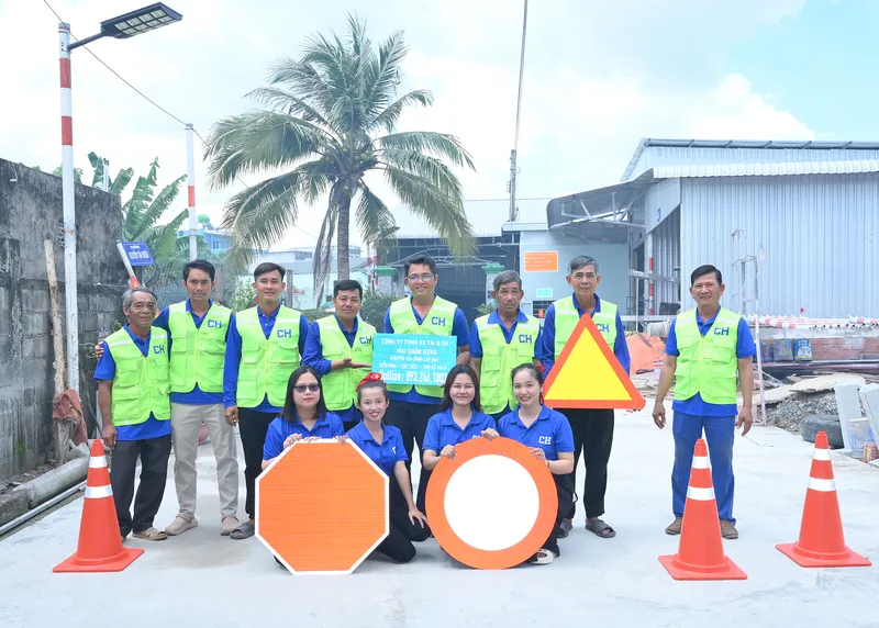 Sản phẩm DSC_1035 — Biển Báo Giao Thông Mai Chấn Hưng - Công Ty TNHH SX TM & DV Mai Chấn Hưng — MST 1101942432