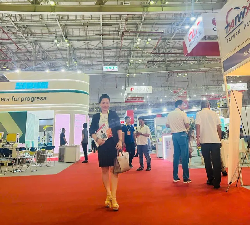 Sản phẩm trien lam nganh nhua tim giai phap tai che va than thien voi moi truong 1710315026 — Nhựa Tái Chế Xuân Đoàn - Công Ty TNHH Nhựa Tái Chế Xuân Đoàn — MST 1102009701