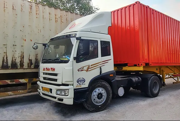 Sản phẩm van chuyen container vantaiatv 1502 — Công Ty TNHH Vận Tải An Toàn Việt — MST 1102044142