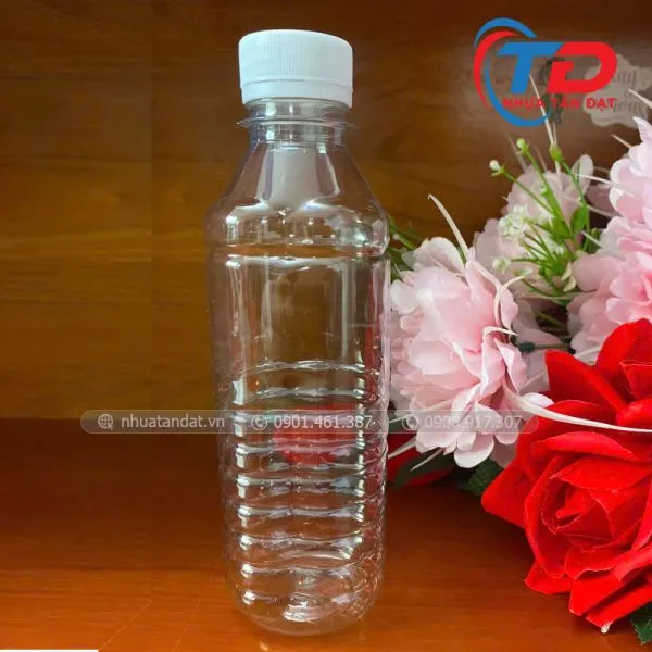 Sản phẩm nhua tan dat chai 370ml vuong 1 600x600 — Bao Bì Nhựa Tấn Đạt - Công Ty TNHH Sản Xuất Bao Bì Nhựa Tấn Đạt — MST 1102060899