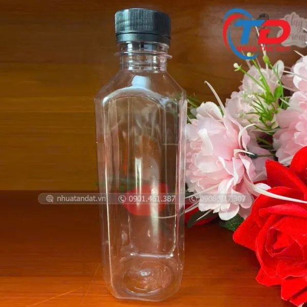 Sản phẩm nhua tan dat chai sua 330ml vuong 1 600x600 — Bao Bì Nhựa Tấn Đạt - Công Ty TNHH Sản Xuất Bao Bì Nhựa Tấn Đạt — MST 1102060899