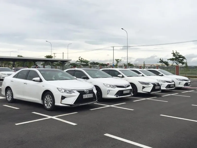 Sản phẩm thue xe 45 cho tai tphcm — Công Ty TNHH MTV TM & DV Du Lịch Đại Việt — MST 1801279926