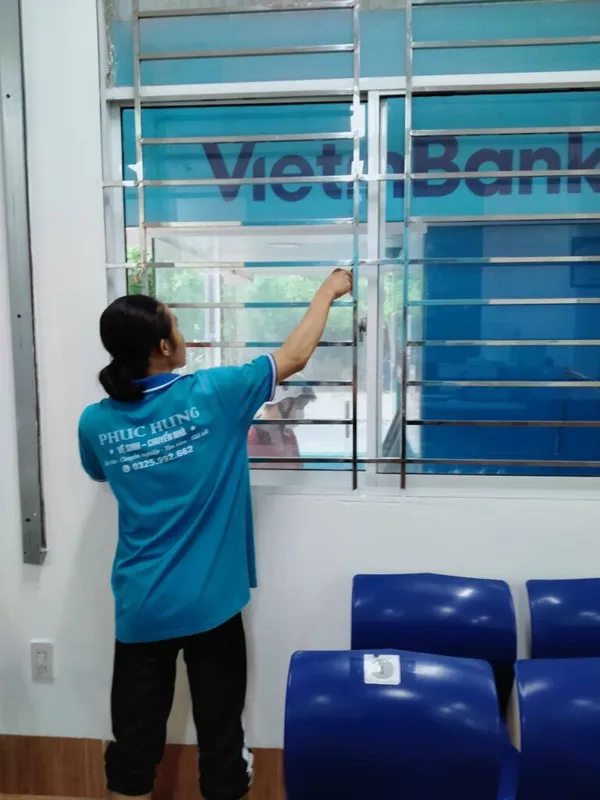 Sản phẩm dich vu ve sinh cong nghiep tai can tho 2 768x1024 — Công Ty TNHH Vệ Sinh Công Nghiệp Phúc Hưng — MST 1801729981