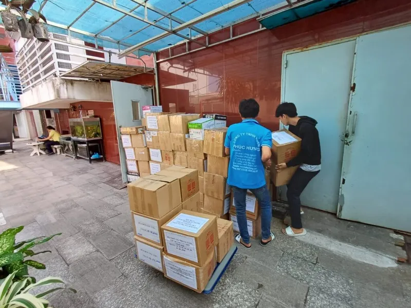 Sản phẩm ve sinh cong nghiep tai can tho 6 1024x768 — Công Ty TNHH Vệ Sinh Công Nghiệp Phúc Hưng — MST 1801729981