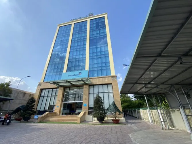 Sản phẩm z4399395884858_ef156f89d6fcf34f81cf185cc182745d — Công Ty TNHH Vệ Sinh Công Nghiệp Phúc Hưng — MST 1801729981