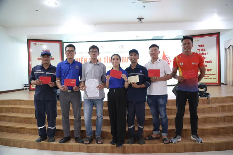 Sản phẩm z7663443619134_35c4b2d5be25f924feb06de2edf1477d — Công Ty Cổ Phần Bao Bì Dầu Khí Việt Nam — MST 1900437757