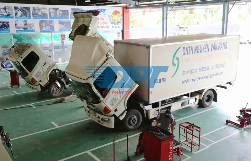 Sản phẩm phu tung xe tai hino — Công Ty TNHH Đại Phát Tín — MST 2000761784