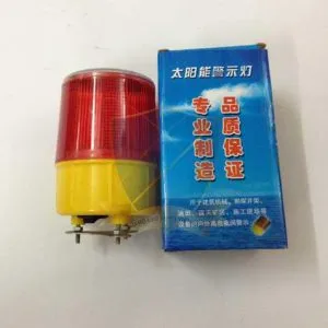 Sản phẩm Đèn xoay cảnh báo dùng năng lượng mặt trời đế 3 chân 300x300 — Đồng Phục Thu Ngân - Công Ty TNHH TMDV Và Đào Tạo Thu Ngân — MST 2300853267