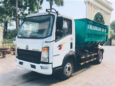 Sản phẩm Thumb_RHZ_xe cho rac 8 khoi howo — Công Ty Cổ Phần XNK Phụ Tùng Ô Tô Tải Và Xe Chuyên Dụng Việt Trung — MST 2300858554
