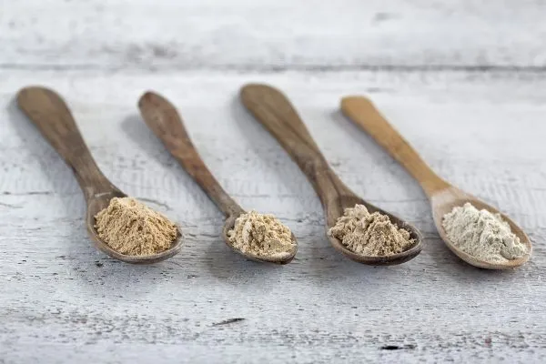 Sản phẩm Maca_Types_in_Wooden_Spoons 600x400 — Công Ty TNHH Thực Phẩm Trường Sinh Việt Nam — MST 2300940110