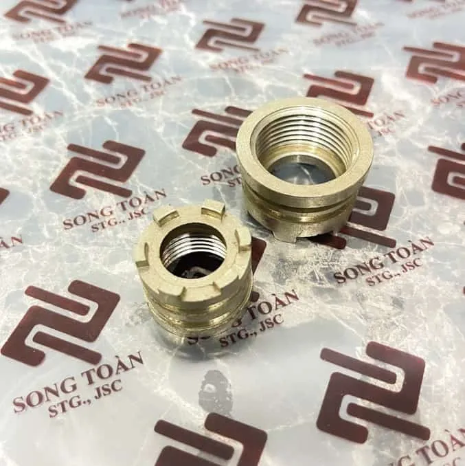 Sản phẩm khop noi ma niken ren trong cho ep nhua pvc male brass inserts for pipe 1 — Công Ty Cổ Phần Đầu Tư Sản Xuất Và Thương Mại (STG) Song Toàn — MST 2301096274