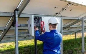 Sản phẩm bao duong inverter 300x188 — Điện Năng Lượng Mặt Trời Hùng Phong - Công Ty TNHH Kỹ Thuật Hùng Phong — MST 2301152419