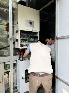 Sản phẩm he thong dien mat troi 225x300 — Điện Năng Lượng Mặt Trời Hùng Phong - Công Ty TNHH Kỹ Thuật Hùng Phong — MST 2301152419