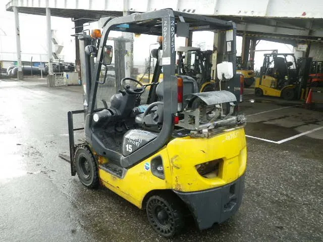 Sản phẩm NANG DAU KOMATSU — Công Ty TNHH Thương Mại Dịch Vụ Và Kỹ Thuật AMG Việt Nam — MST 2301167285