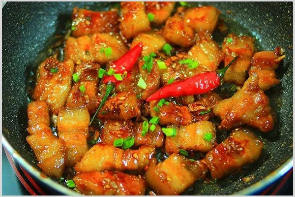 Sản phẩm mon ngon tu thit lon ba chi — Suất Ăn Công Nghiệp Thành Tuấn - Công Ty TNHH Thương Mại & Dịch Vụ Công Nghiệp
Thành Tuấn — MST 2301202500