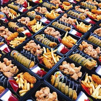 Sản phẩm thanh tuan catering (32) — Suất Ăn Công Nghiệp Thành Tuấn - Công Ty TNHH Thương Mại & Dịch Vụ Công Nghiệp
Thành Tuấn — MST 2301202500