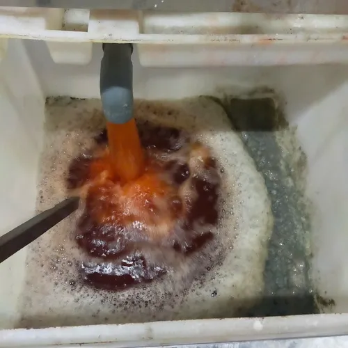Sản phẩm ve sinh binh ngung may lam lanh chiller 3 — Hóa Chất Chống Cáu Cặn Anh Em Tốt - Công Ty TNHH Khoa Học Kỹ Thuật Anh Em Tốt
(Trung Quốc) — MST 2301219751