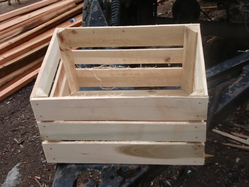 Sản phẩm Thung go ghep thanh loai nho — Pallet Gỗ GREEN WOOD - Công Ty TNHH SX Và TM GREEN WOOD — MST 2301244324