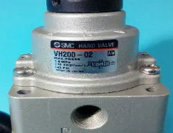 Sản phẩm 4 250 21 — Công Ty TNHH Thương Mại Dịch Vụ Tổng Hợp Phong Hương — MST 2400807271