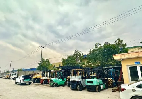 Sản phẩm z4124031147087_b63a643cfcdc7c6a46d5fb3ce8345467 — Xe Nâng S&C - Công Ty TNHH Thương Mại Và Vận Tải S&C — MST 2400924200