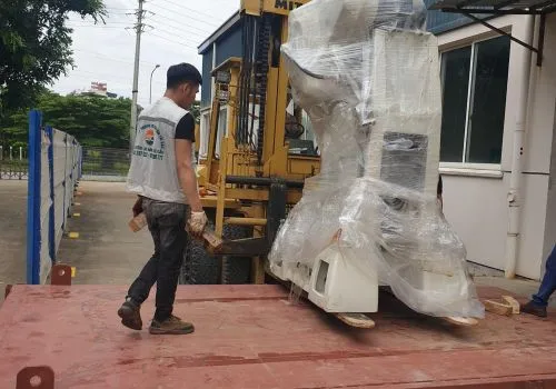 Sản phẩm z4728031301914_5a66c13be8e4860978e7610b3a7a1d66 — Xe Nâng S&C - Công Ty TNHH Thương Mại Và Vận Tải S&C — MST 2400924200