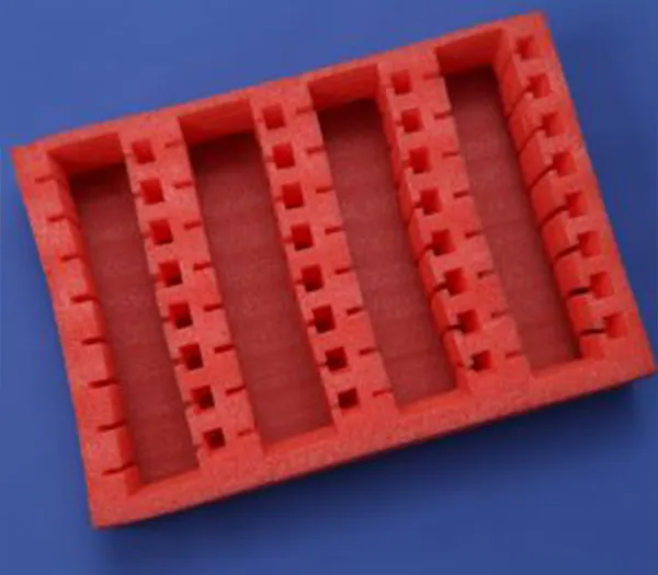 Sản phẩm Khay nhua dinh hinh 1 — Xốp PE FOAM Sơn Phát - Công Ty Cổ Phần Sản Xuất Bao Bì Sơn Phát — MST 2400948321
