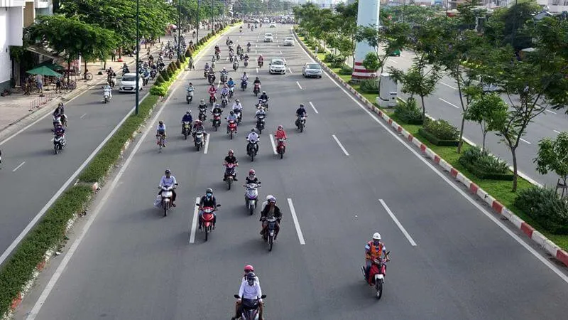 Sản phẩm loi khong chap hanh bien bao vach ke duong loi sai lan duong R412 R415 son ke vach duong gia phat — Công Ty TNHH Fatoro — MST 2500368973