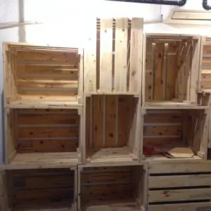 Sản phẩm thung go pallet 1 300x300 — Pallet Gỗ Minh Công - Công Ty TNHH Sản Xuất Và Kinh Doanh Thương Mại Minh Công — MST 2500570837