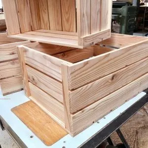 Sản phẩm thung go pallet 2 300x300 — Pallet Gỗ Minh Công - Công Ty TNHH Sản Xuất Và Kinh Doanh Thương Mại Minh Công — MST 2500570837