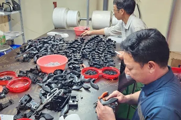 Nhà máy Gia Công ép Nhựa Tuấn Nam - Công Ty TNHH Tuấn Nam Vp #7 — MST 2500624176
